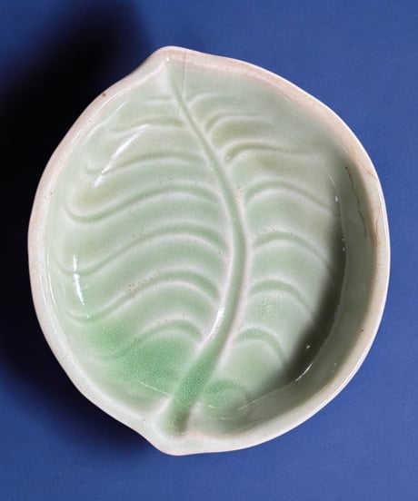 リーフ皿 青白磁 小鉢 鉢 平皿 小皿 葉っぱ 葉 青磁 取り皿 盛り皿 飾り皿 和食器 骨董品 アンティーク