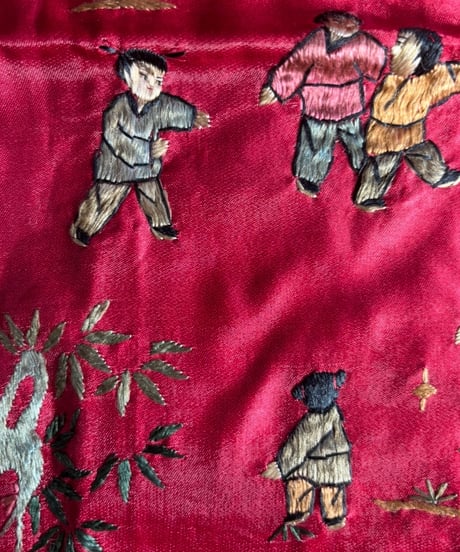 中国刺繍 [草花人物図] シルク 織物 テーブルクロス 布 タペストリー 中国雑貨 アンティーク
