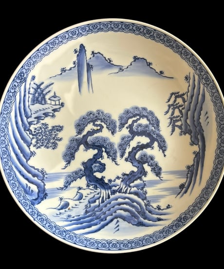 染付 丸皿 [山水 松図] 作家物 丸大皿 中皿 取り皿 盛り皿 飾り皿 絵皿 和食器 骨董品 アンティーク
