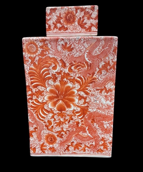 中国磁器 四角壺 [龍草花文] 赤絵 中国雑貨 ドラゴン フラワーベース 花瓶 花入れ 壺 花器 陶器 中国 古美術 シノワズリ 骨董品 アンティーク