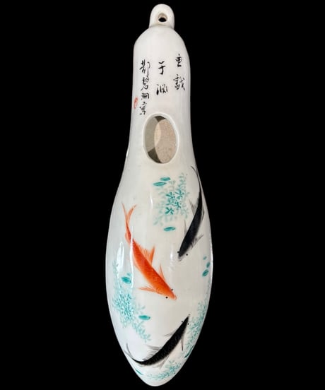 中国現地買入 一輪挿し [鯉] 壁掛け 中国雑貨 花瓶 フラワーベース 色絵 陶磁器 陶器 骨董品 アンティーク