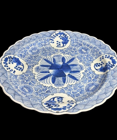 古伊万里 草花図 染付 大皿 裏印 平皿 取り皿 盛り皿 飾り皿 和食器 伊万里 骨董品 アンティーク