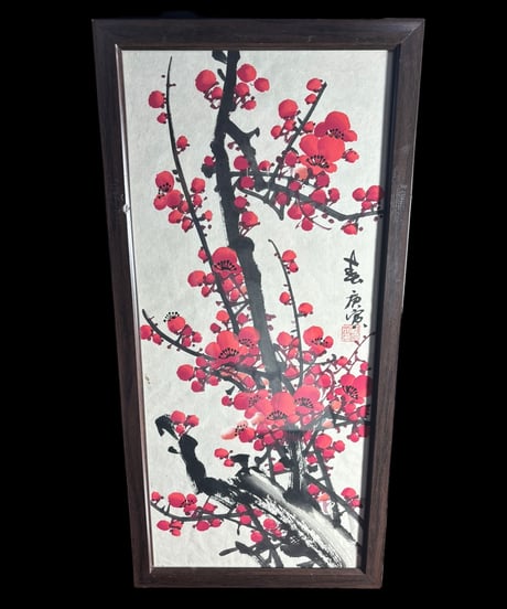 中国美術 水墨画【紅梅】額装 壁掛 額 絵画 梅 色絵 民国 古美術 装飾品 アンティーク コレクション