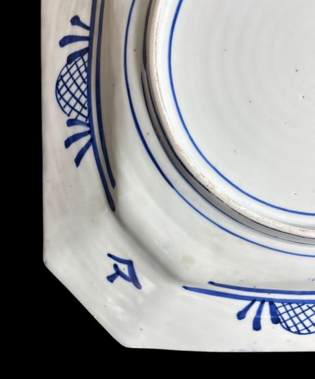 古伊万里 八角絵皿 [竹草花風景図] 染付 年代物 大皿 角皿 平皿 取り皿 盛り皿 飾り皿 伊万里 和食器 骨董品 アンティーク