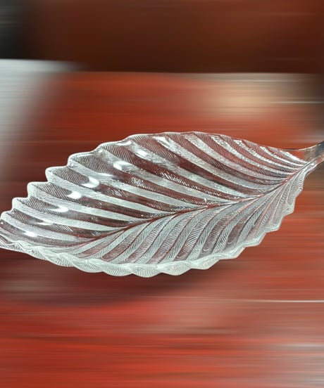 純喫茶 リーフ皿 ガラス 鉢 平皿 小皿 木の葉 葉っぱ 葉 小物入れ 取り皿 盛り皿 飾り皿 骨董品 アンティーク