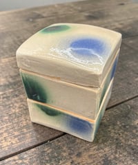 蔵出し 瀬戸焼 二段重 お節 重箱 時代物 古美術 和食器 小物入れ 骨董品 アンティーク