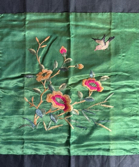 中国刺繍 [草花鳥図] シルク 織物 テーブルクロス 布 タペストリー 中国雑貨 アンティーク