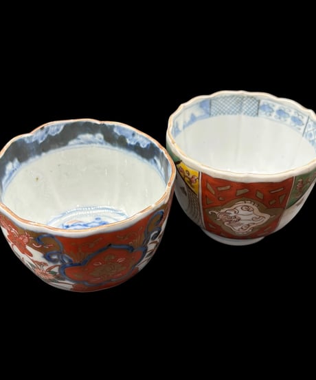 【2客セット】 時代物 古伊万里 湯呑み 金彩 色絵 冨貴長春 絵違い 赤絵 蕎麦猪口 和食器 陶器 骨董品 アンティーク