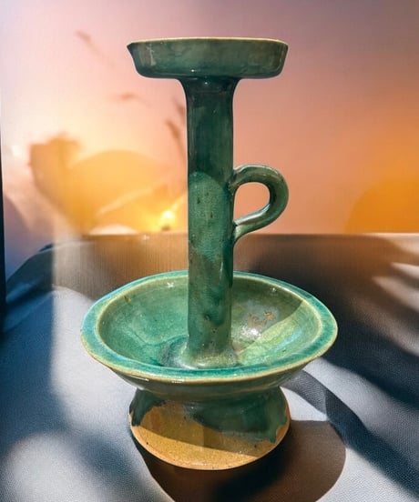 蝋燭台 取手付き 緑釉 置物 灯台 オブジェ 陶器 灯火器 骨董品 アンティーク