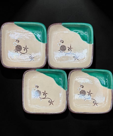 【4客セット】 萬古焼 織部 菓子器 草花 四角皿 角皿 菓子皿 茶道具 時代物 骨董品 アンティーク