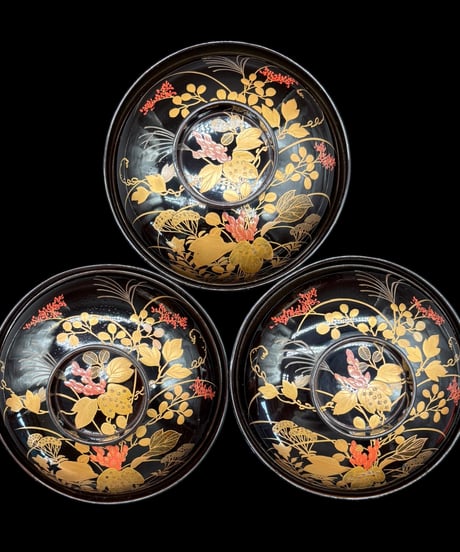 【3客セット】 江戸期 金蒔絵 黒塗り 吸物椀 草花文 御汁椀 漆器 塗物 煮物 縁起物 和食器 骨董品 アンティーク