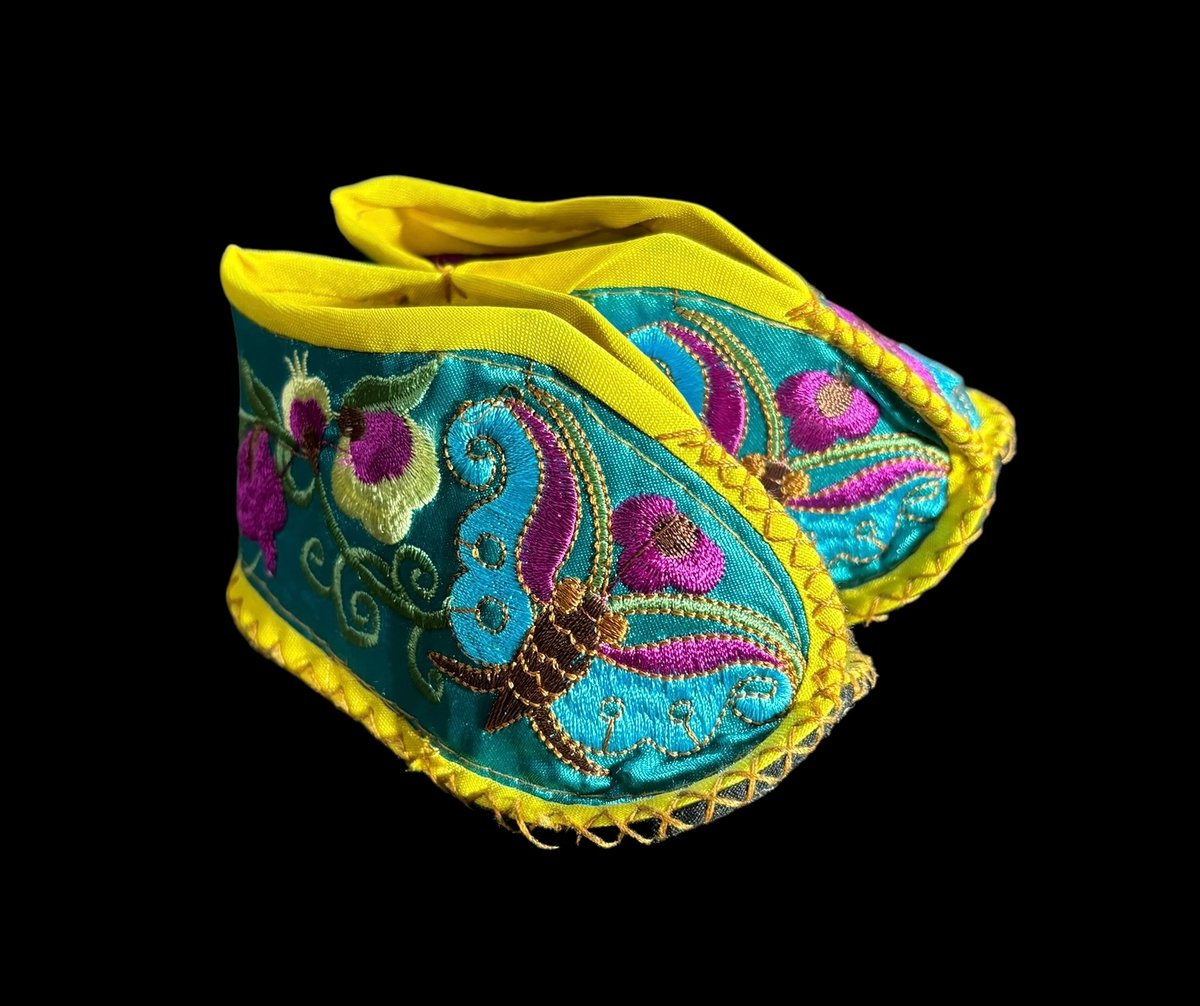 纏足の靴 [ターコイズ] 中国雑貨 布靴 子供靴 刺繍靴 靴 中国 布 刺繡