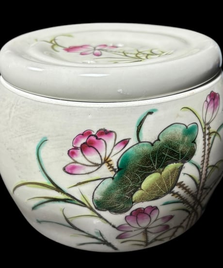 壺 蓋付き [草花蓮鳥絵] 同治年製 中国雑貨 染付 フラワーベース 花瓶 花入れ 丸壺 花器 陶器 中国 シノワズリ 古美術 骨董品 アンティーク