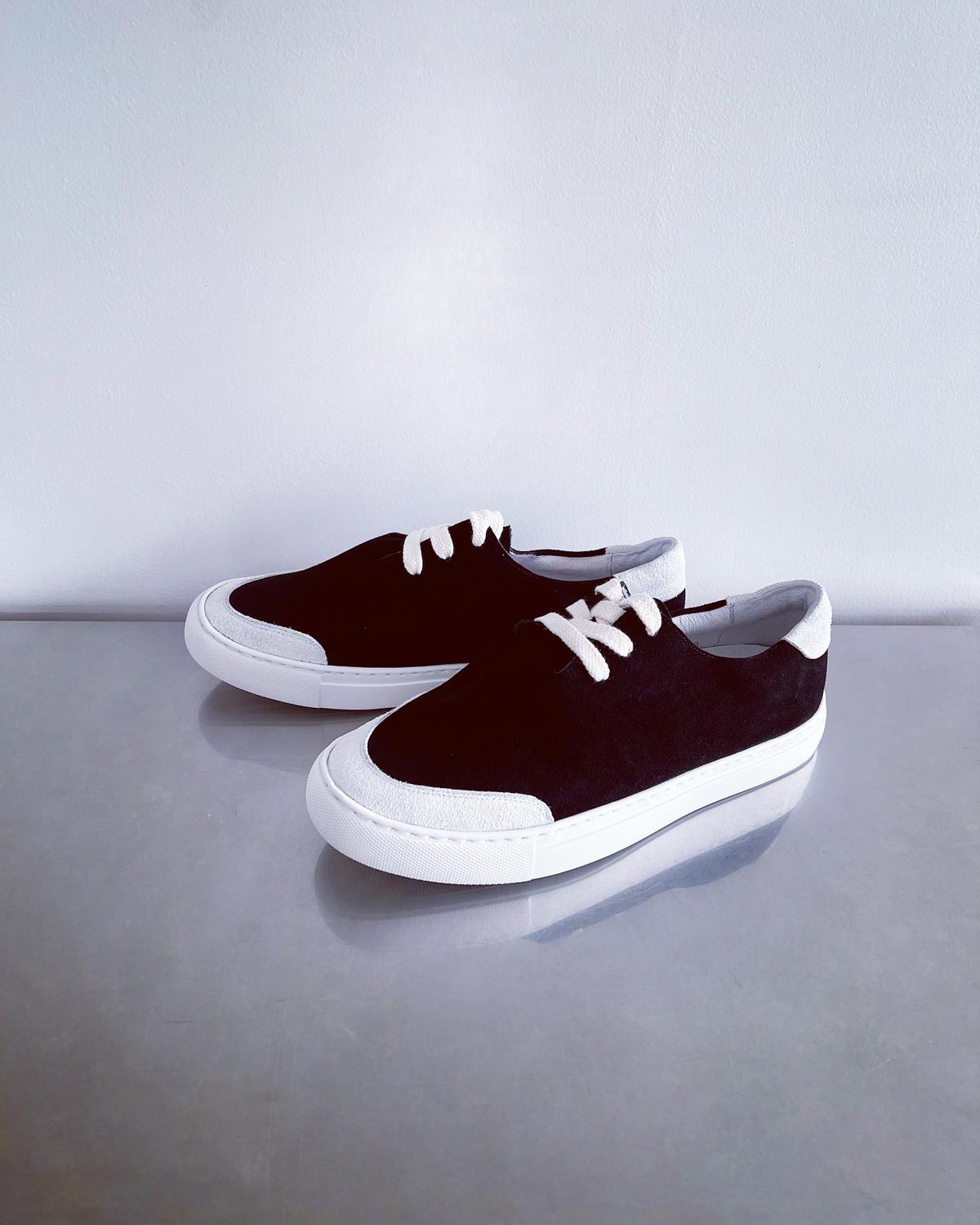 toun three camel スニーカー 28cm toun three camel スニーカー 28cm