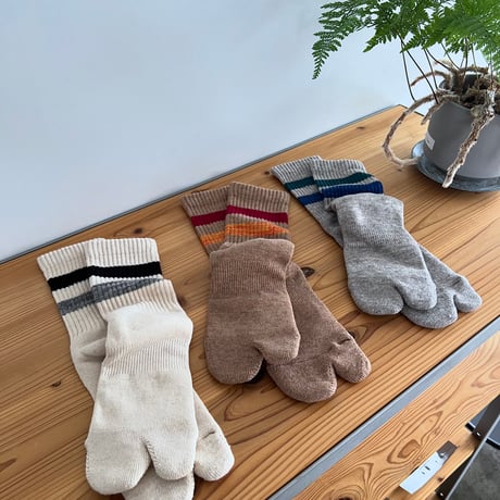 【yahae sui】Organic Cotton Yak Pile Soles Tabi Socks