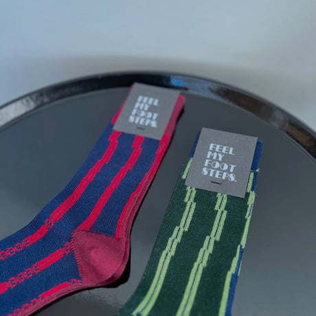 【FEEL MY FOOT STEPS】pattern socks "ARC"