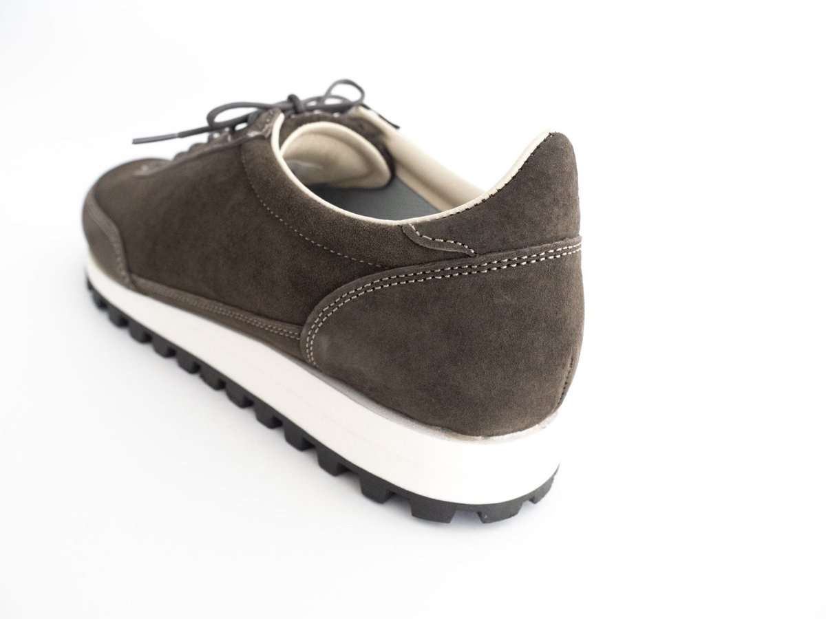 ❤️未使用品❤️ブルーオーバー SHORTY.V3 スニーカー グレー 25.5 ❤️未使用品❤️ブルーオーバー SHORTY.V3 スニーカー グレー