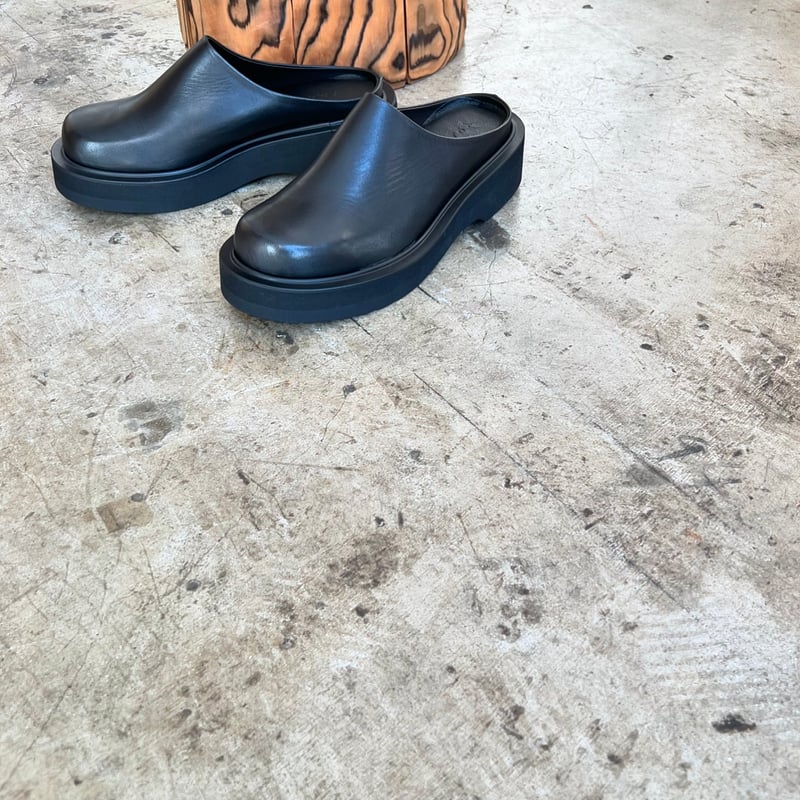 YOAK】JANE / col.BLACK | lupus online store