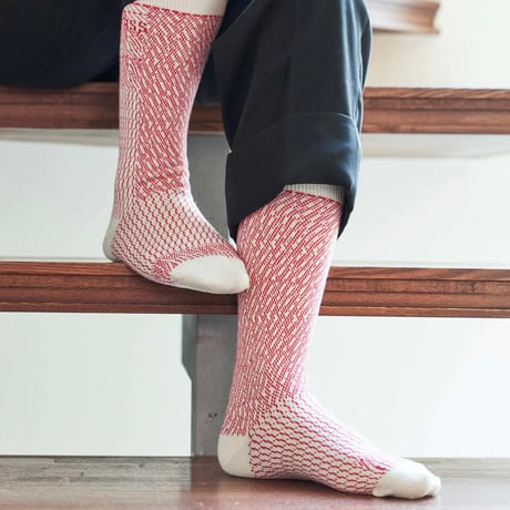 【FEEL MY FOOT STEPS】COLD GRASS-crew socks