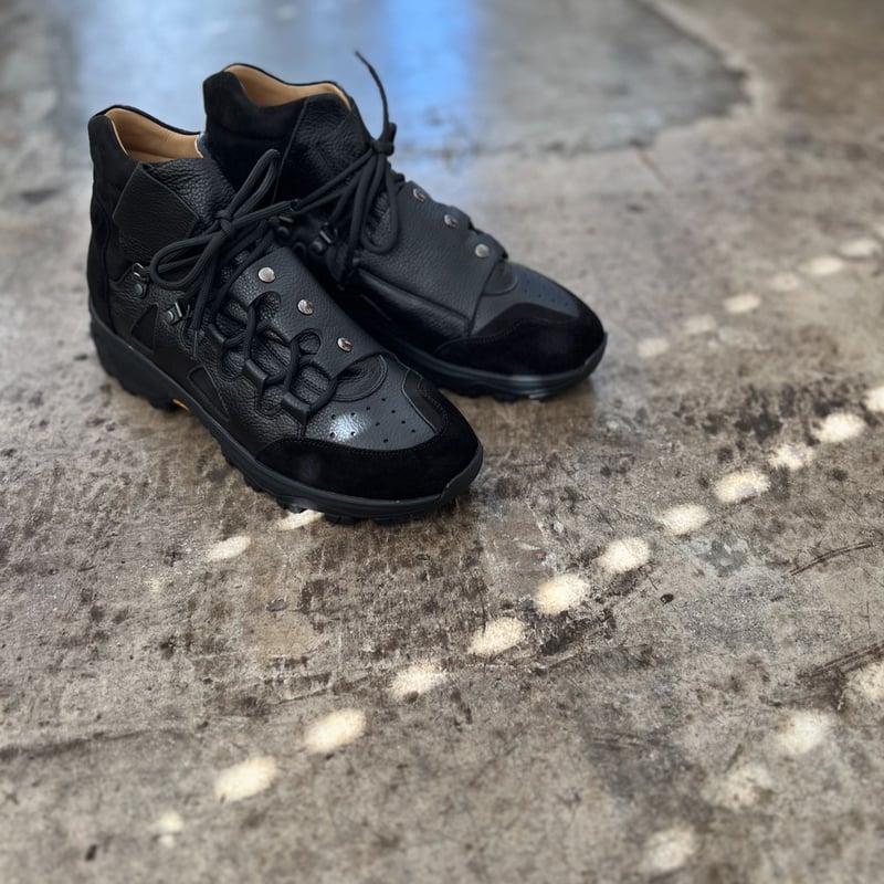 TO&CO】TREKY / col.BLACK | lupus online store