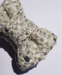 cotton pearl×Ivory White Grey ×Metallic Silver  (banana clip)
