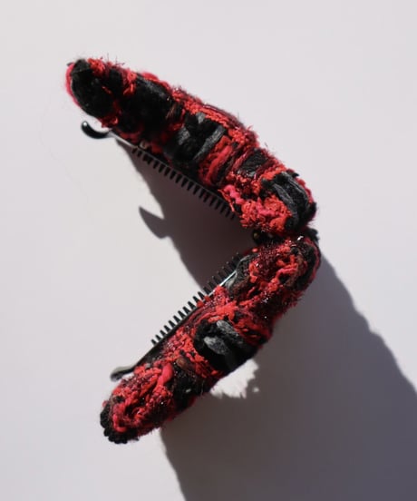 smoke black×red(banana clip)