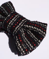 black × red line(banana clip)