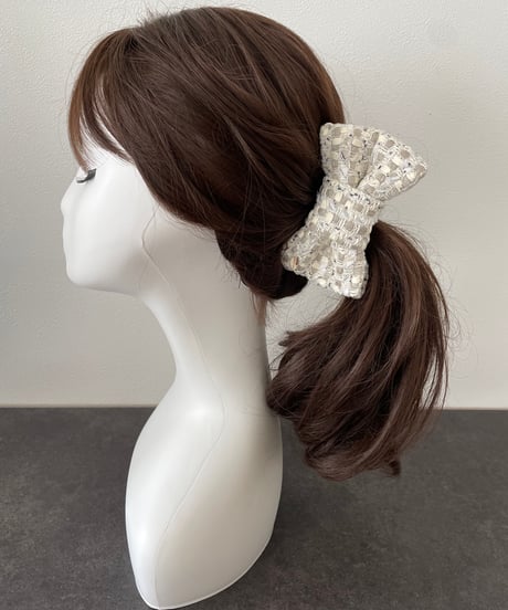 Ivory White Grey ×Metallic Silver (banana clip)