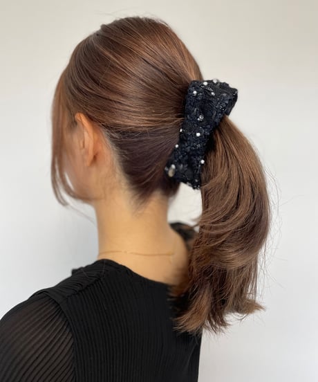 black×silver and white pompom  (smart banana clip)