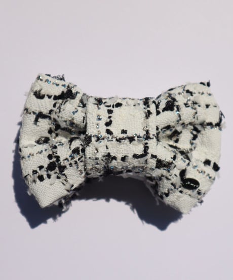 white×blackandmetallic line(banana clip)