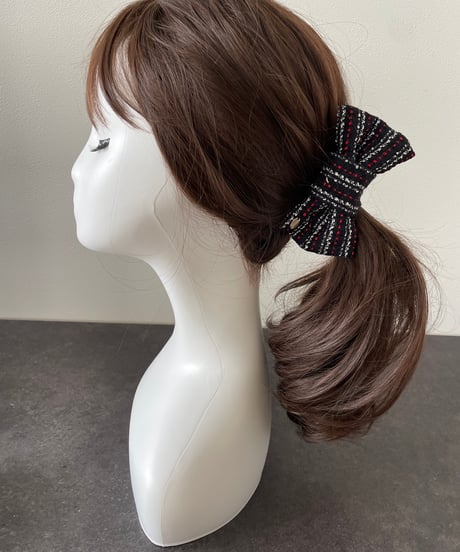 black × red line(banana clip)