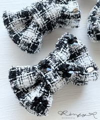Sequins flower 8 White×laméblack(banana clip)