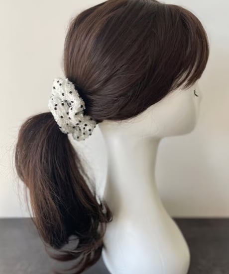 ivory white×black dot (chouchou)
