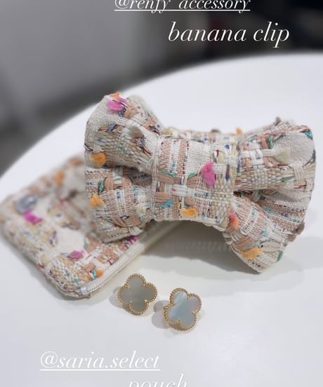 ivory×pompoms color(banana clip)