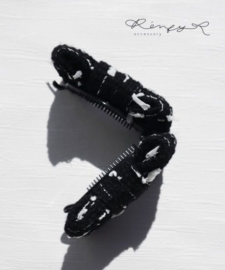 black×white line(banana clip)