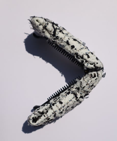 white×blackandmetallic line(banana clip)