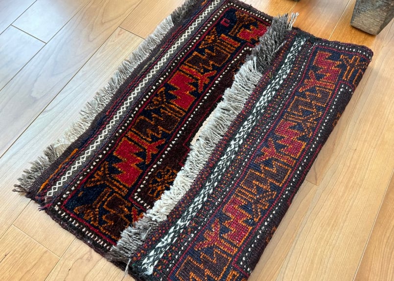 Vintage Tribal Rug バルーチ 55 × 58 cm [GLR0596] | 