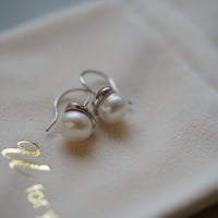 silver925 パールの木の実ピアス