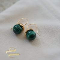 【colors】 18kgp 天然石の１粒ピアス ２