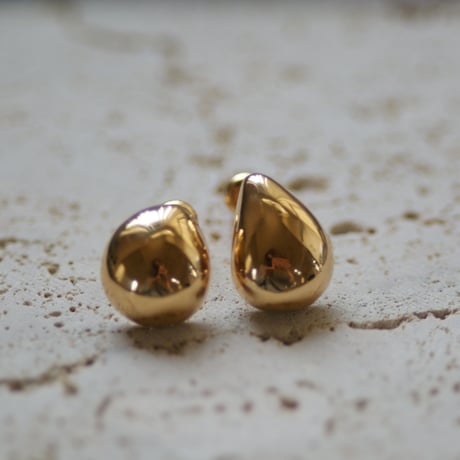 ＜受注オーダー＞one (bubble gold pierce）