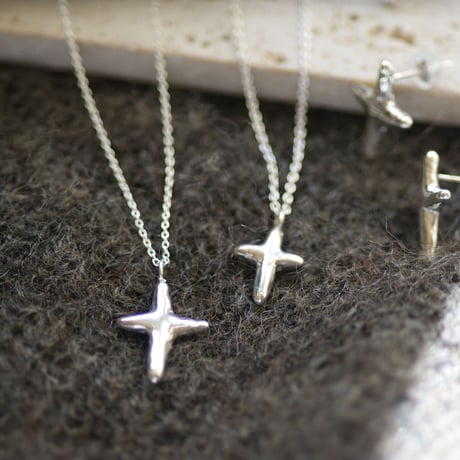 【charm】silver cross necklace (M)