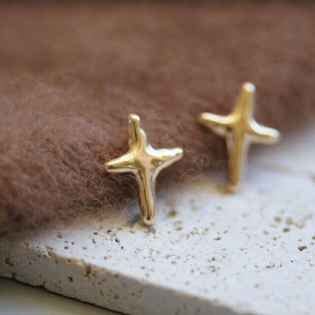 【charm】18kgp cross pierce
