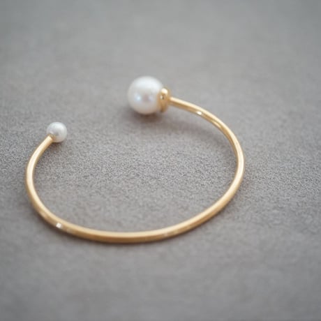 限定 【colors】 南洋パール twin bangle