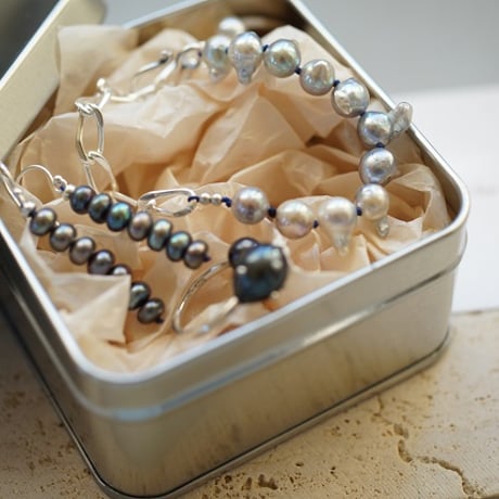 【Happy Box】pearl bracelet set ３
