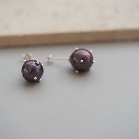 (再）【drop】 黒淡水ドットシルバーピアス  １