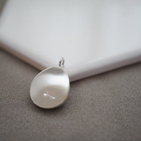【seasons】silver925 馬柄オパールカメオトップ
