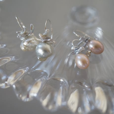 【drop】 silver925 南洋バロック×あこや角ケシフックピアス
