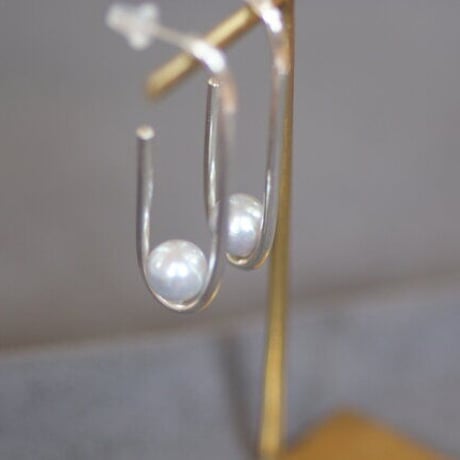 【one】 oval pierce (gray)