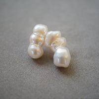 【drop】K10 淡水ケシバロックピアス １