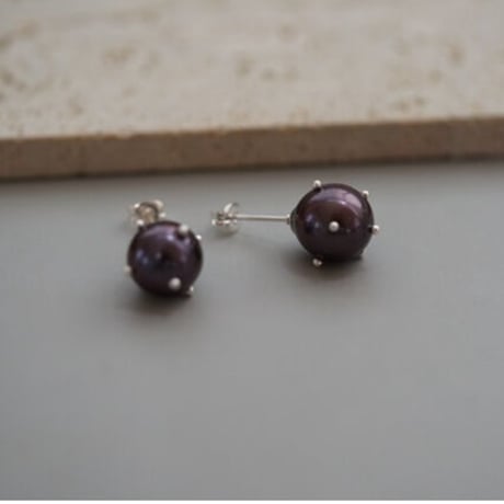 (再）【drop】 黒淡水ドットシルバーピアス  １